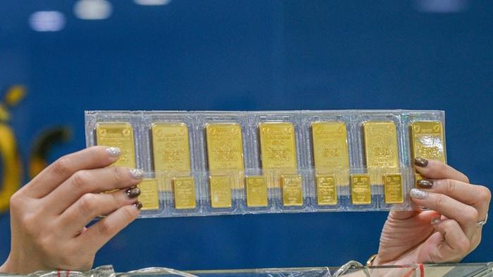 Giá vàng 9999 là gì? Khác gì vàng SJC? Hướng dẫn phân biệt chi tiết cho người mới