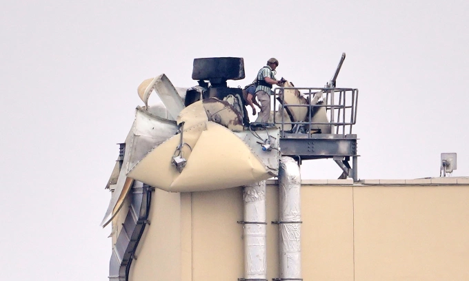 Giá bạc thế giới 15/03: Tỷ lệ vàng/bạc co hẹp về 62,3 giữa lúc XAG/USD trượt về 80,58 USD, kênh tăng giá bị phá vỡ trước phiên FOMC 18/03