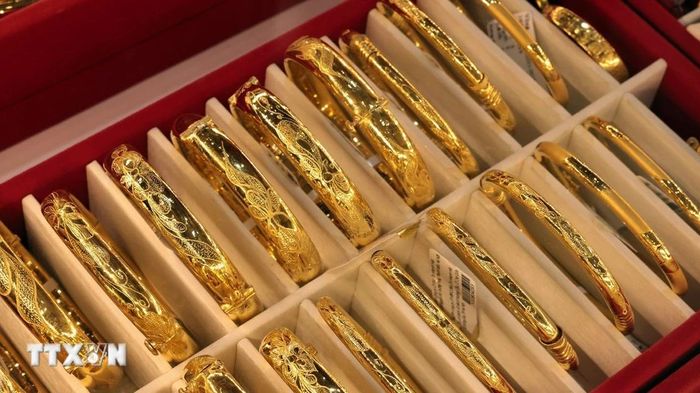 Chênh lệch giá vàng miếng tại SJC, DOJI, PNJ, Mi Hồng, Ngọc Thẩm ngày 27/02: Nơi nào mua lợi nhất?