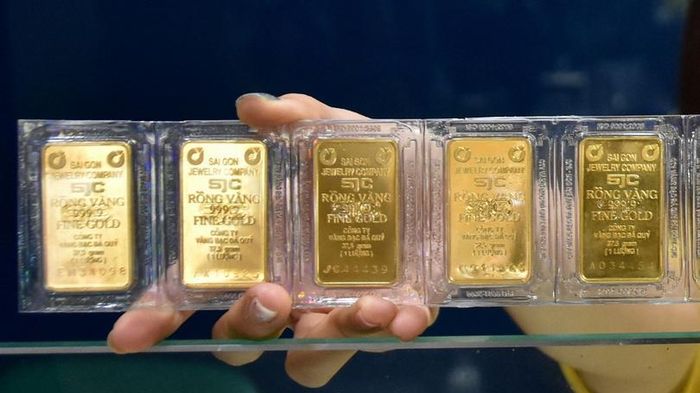 Giá vàng sáng 13/03: Nhẫn SJC giảm 300.000 đồng về 186 triệu, miếng giữ nguyên 186,3 triệu đồng