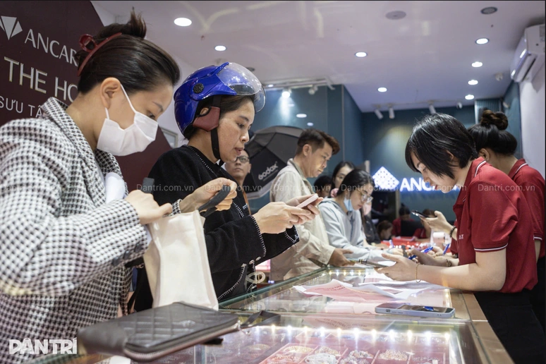 Tiền ảo hôm nay 15/03: BTC trụ vững trên 70.500 USD giữa vùng Extreme Fear, cá voi âm thầm gom 270.000 BTC trước phiên FOMC