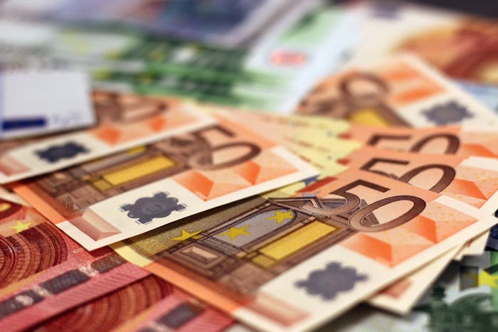 Tỷ giá USD/VND hôm nay 15/05: Giá bán đồng loạt 26.387 đồng — DXY vượt 98,9 điểm khi đồng USD mạnh lên sau dữ liệu lạm phát Mỹ