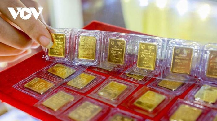 Giá vàng sáng 04/03: SJC neo 188,2 triệu bất chấp thế giới lao dốc, BTMC bán rẻ nhất 187 triệu