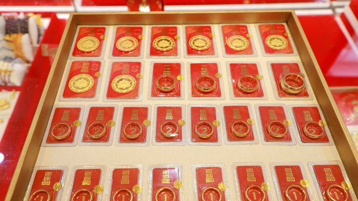 Giá vàng hôm nay 27/02: Đồng loạt giảm mạnh sau Vía Thần Tài, SJC về mốc 184 triệu