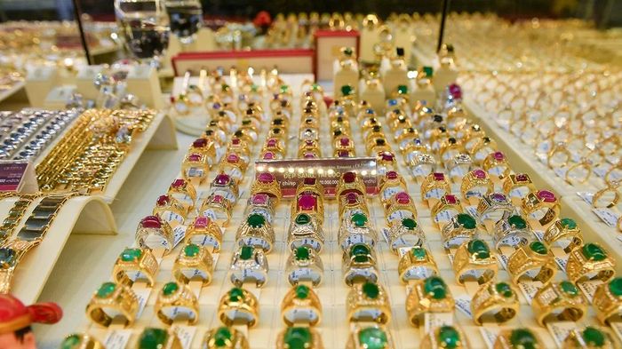 Nhận định giá vàng 16/03: XAU/USD chốt tuần tại 5.019 USD trước thềm FOMC 18/03, SJC có thể biến động mạnh đầu tuần mới